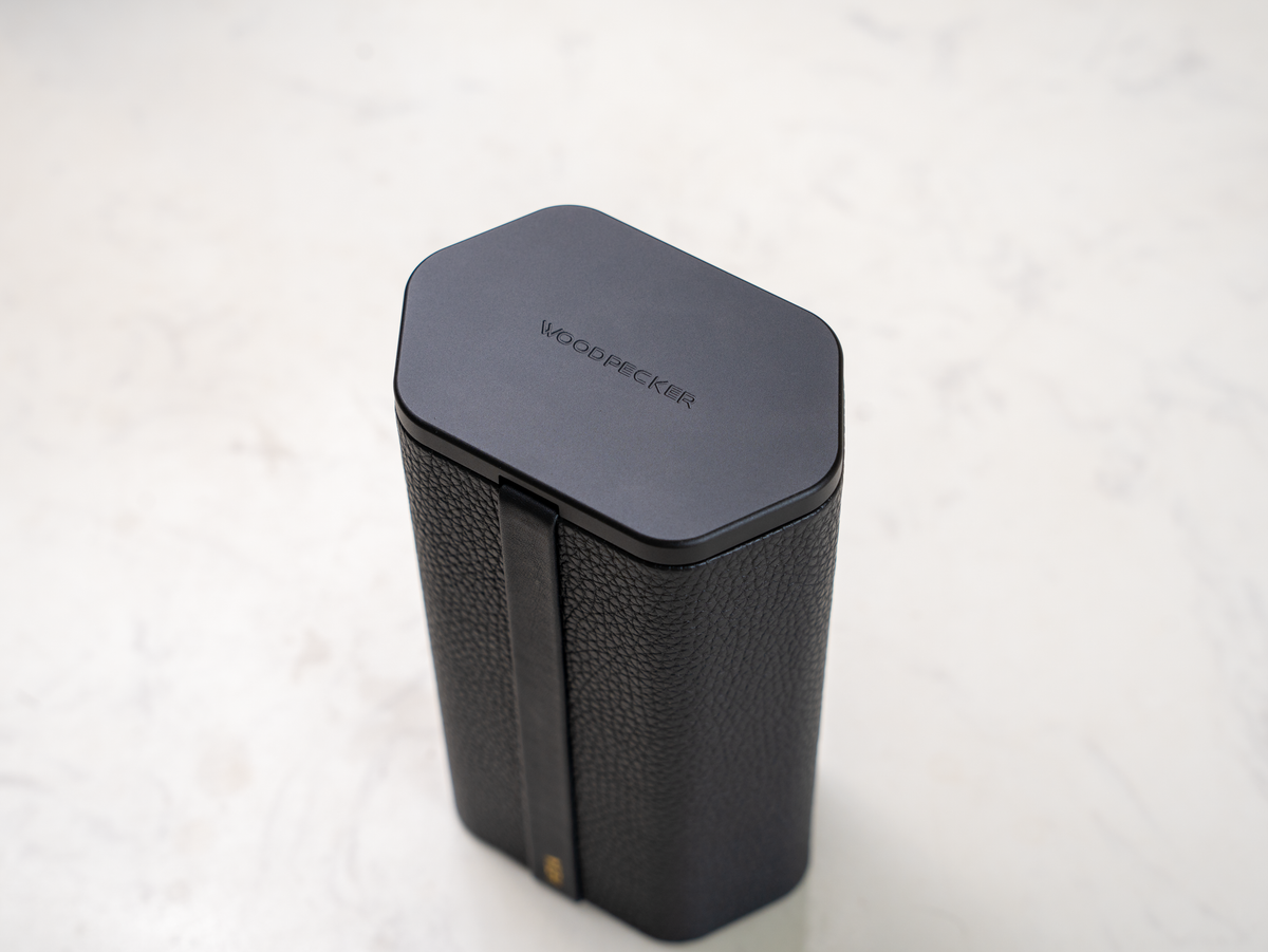 HEXA HUMIDOR - BLACK