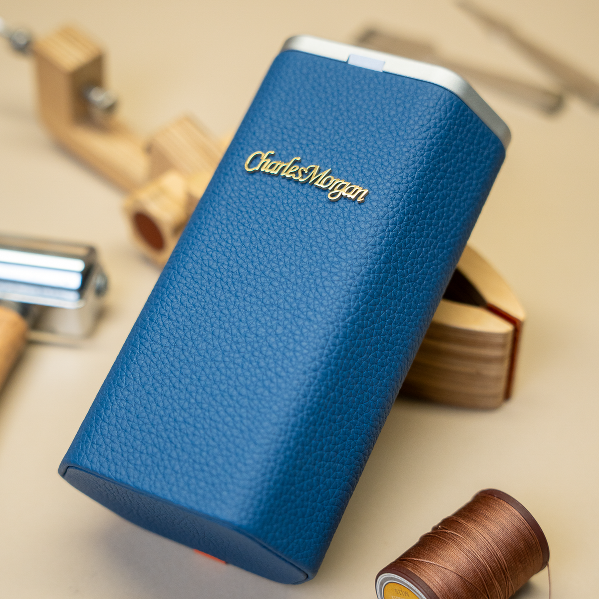 WHY A PERSONALIZED CIGAR HUMIDOR MAKES A MEANINGFUL GIFT