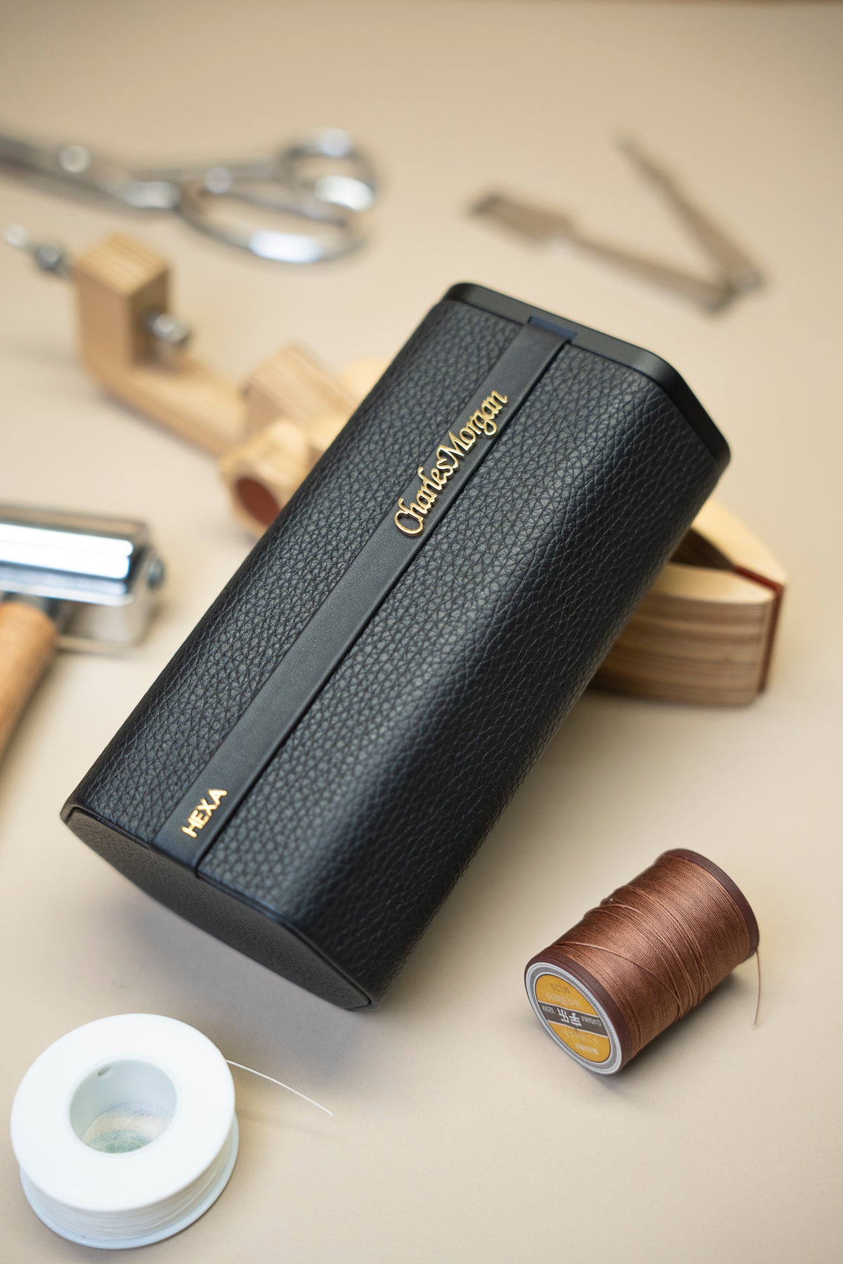 HEXA HUMIDOR - BLACK