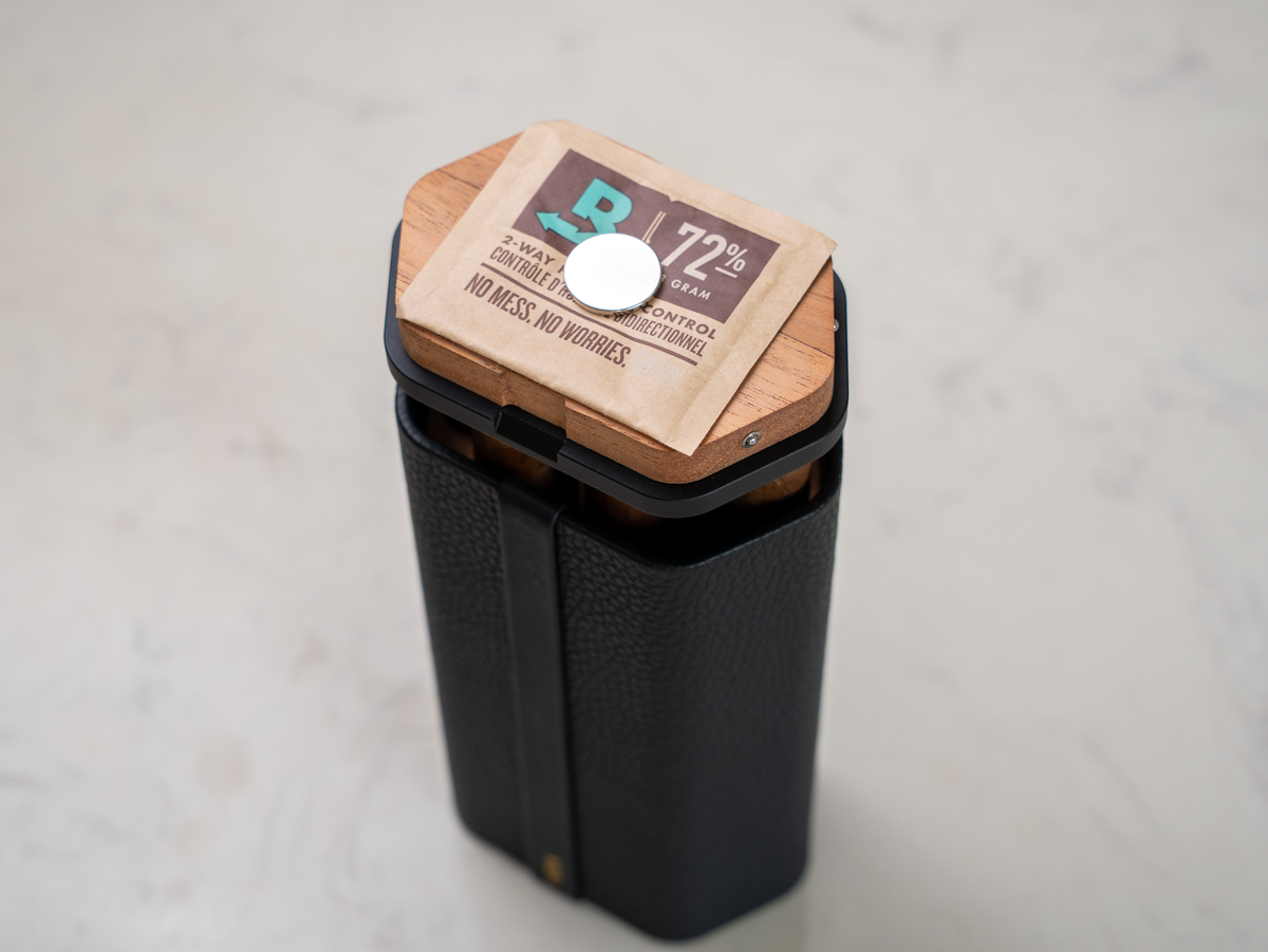 HEXA HUMIDOR - BLACK
